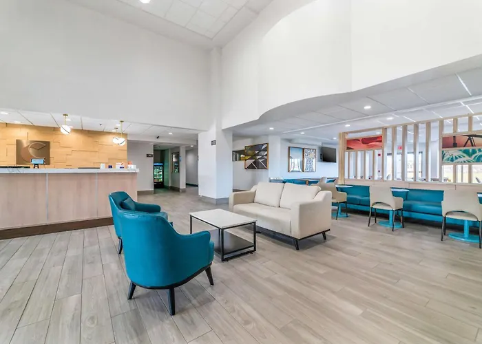 Comfort Inn & Suites Madison East - Monona